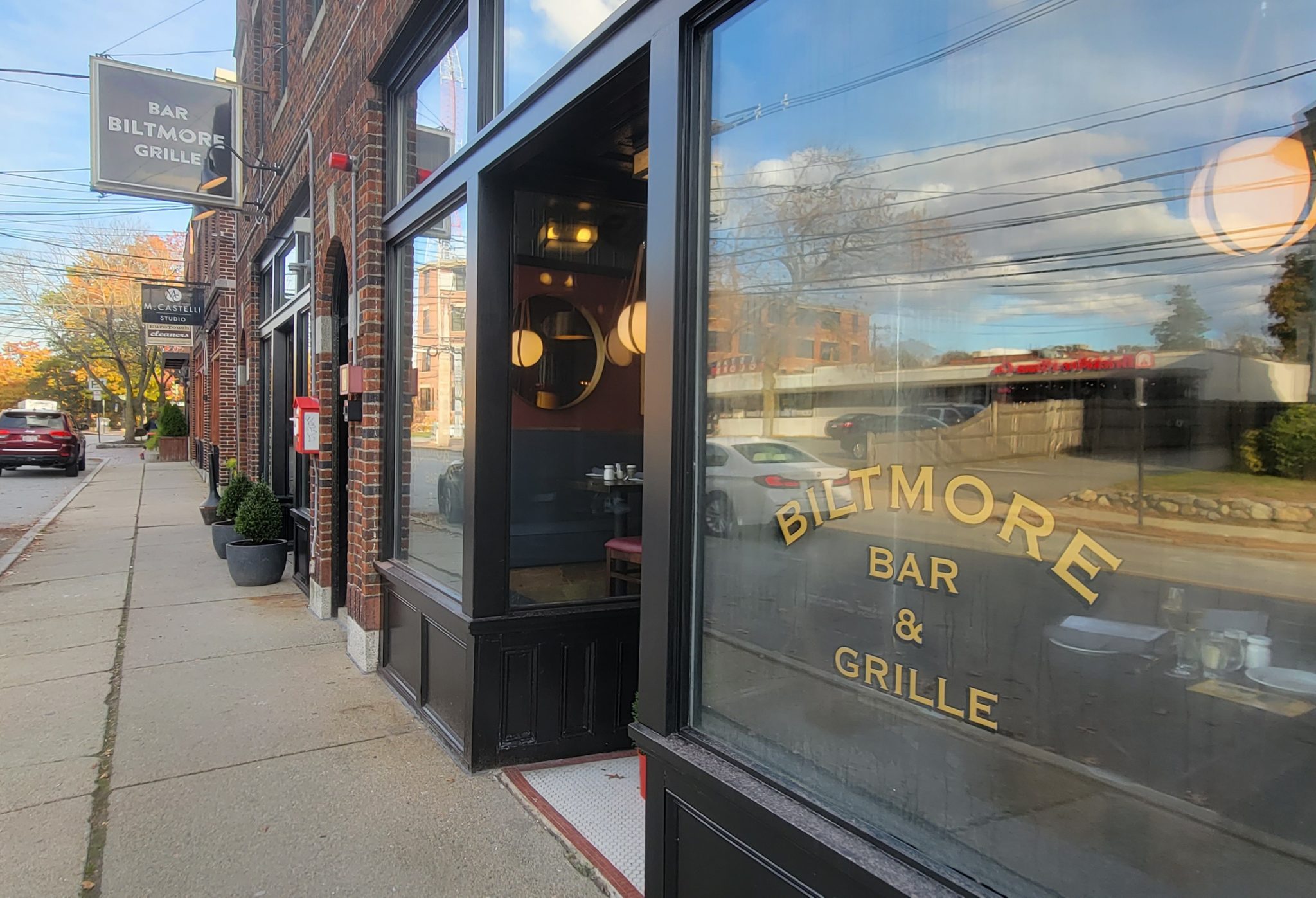 About | Upscale Dining Newton, MA | The Biltmore Bar & Grille